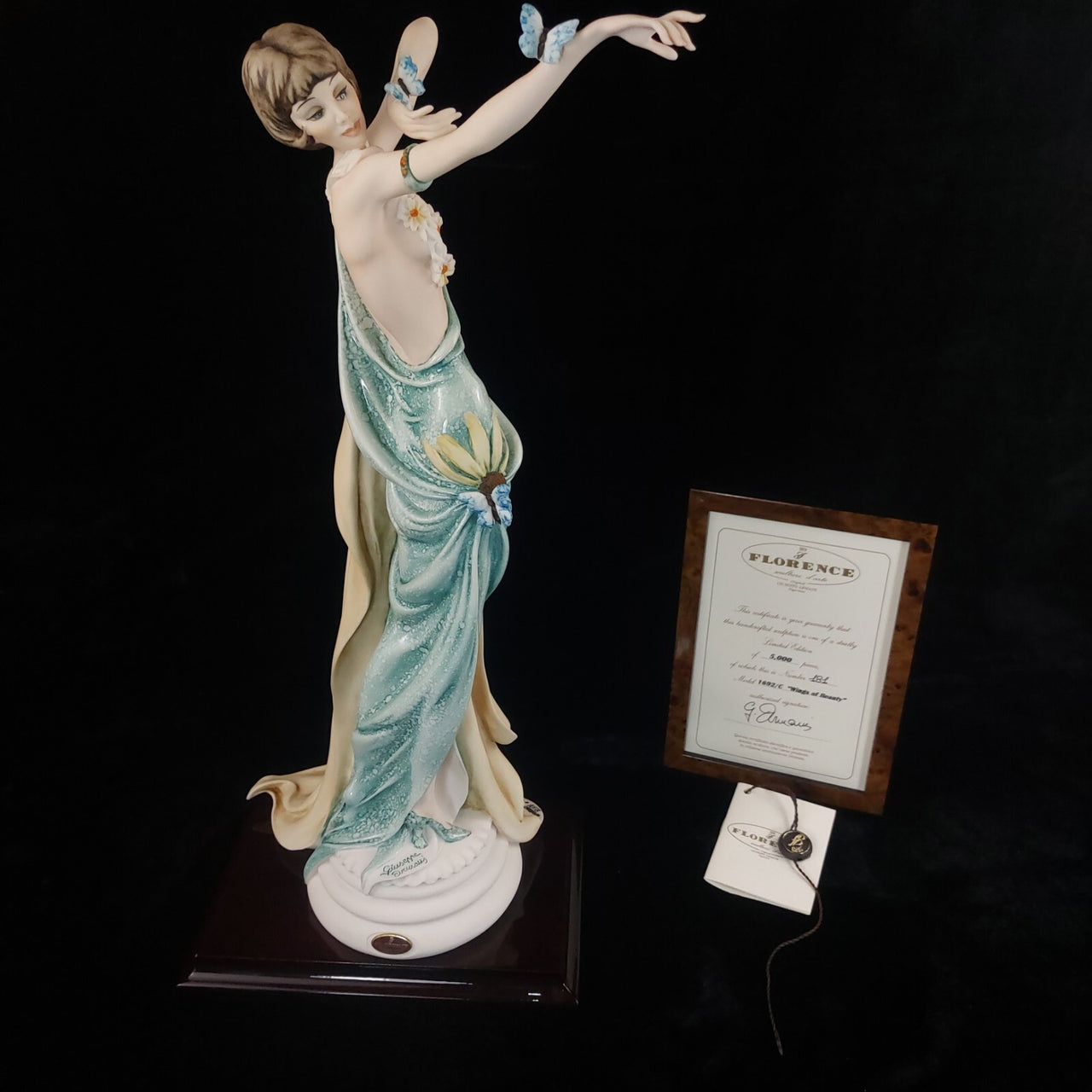 Florence Armani lady figurine Wings of Beauty Box & COA Limited Edition lux deco19