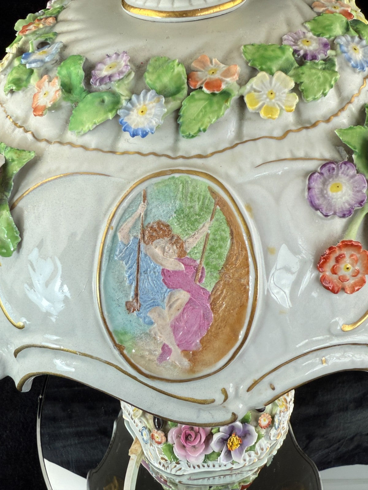 Antique Hand-Painted Royal KPM Bavaria Porcelain Lamp Table see the pictures dec7