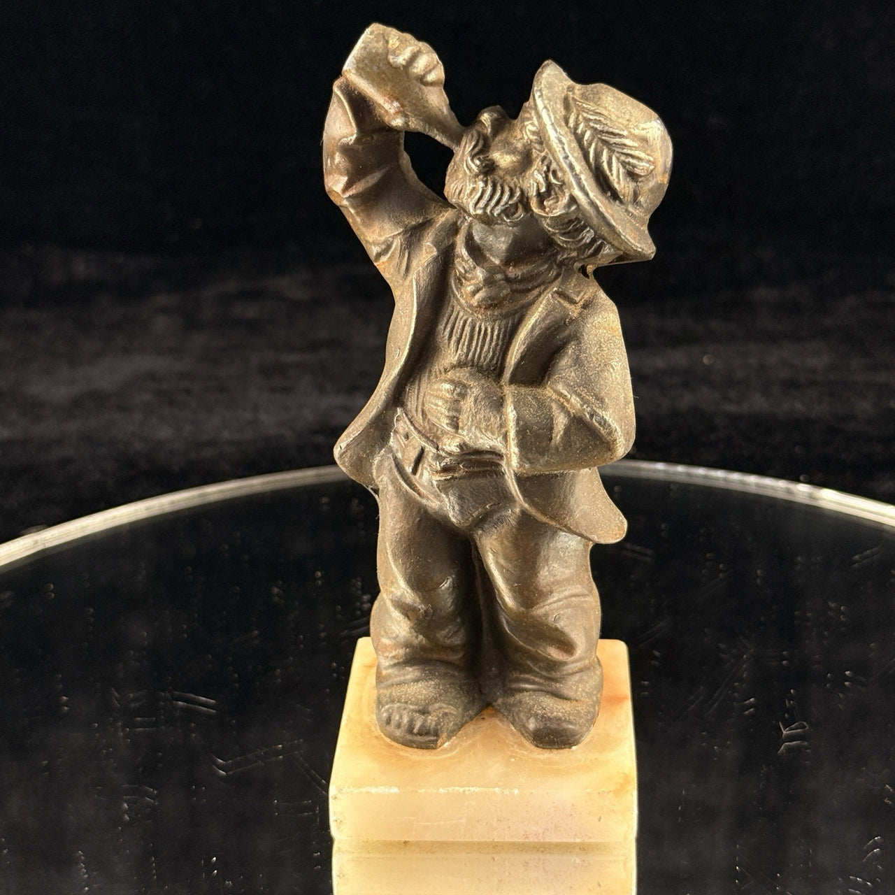 Drunkard Bronze Figurine on Marble Base Man Drinking Bottle 5” Bar Art15