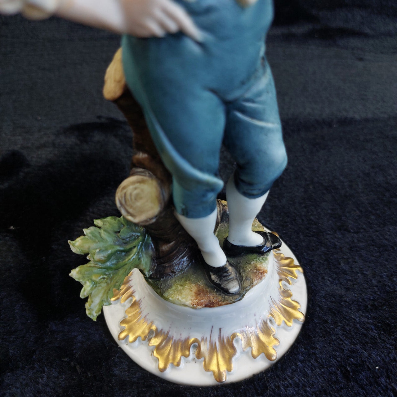 Capodimonte Tyche Toscany Boy Figurine Bird Damage 8.5 in Painted Hand Porce7