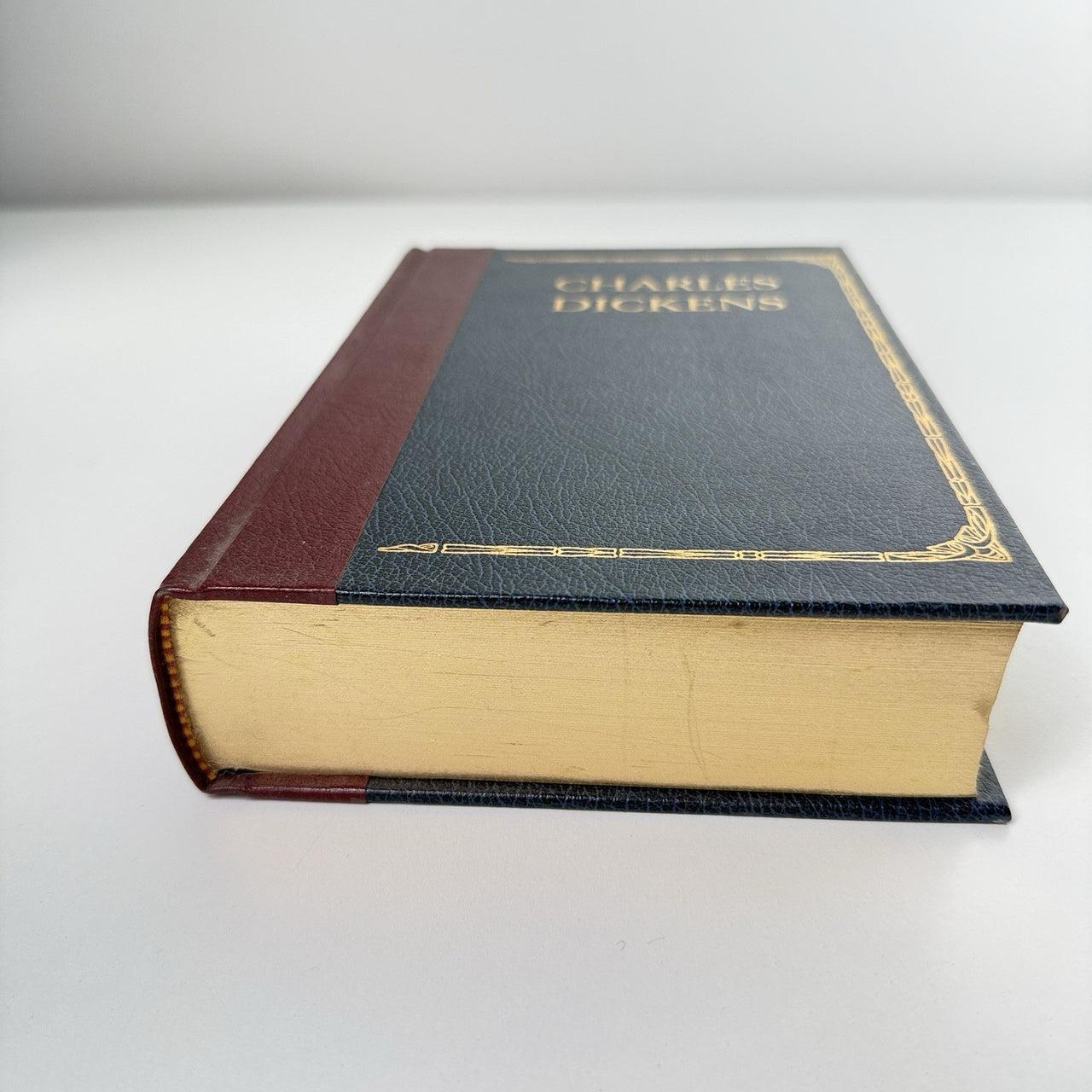 Charles Leatherette Dickens 1991 Peerage Book Gilt Edge 3in1 Oliver Twist2