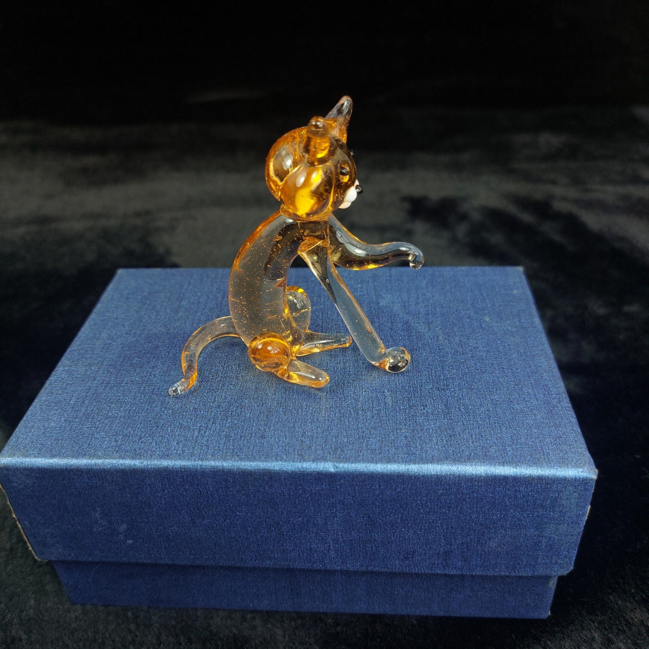 Handmade Glass Amber Cat Figurine Sitting Clear Legs 3" Animal Art Good w/ Box0