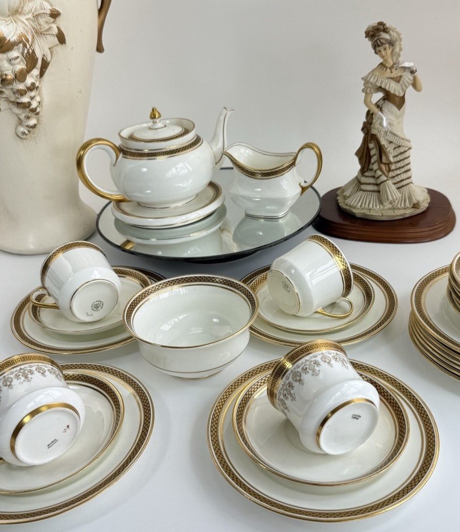 Stunning Antique Cauldon & Aynsley 27pc Tea Set c.1910 | Edwardian Gilt & Black16