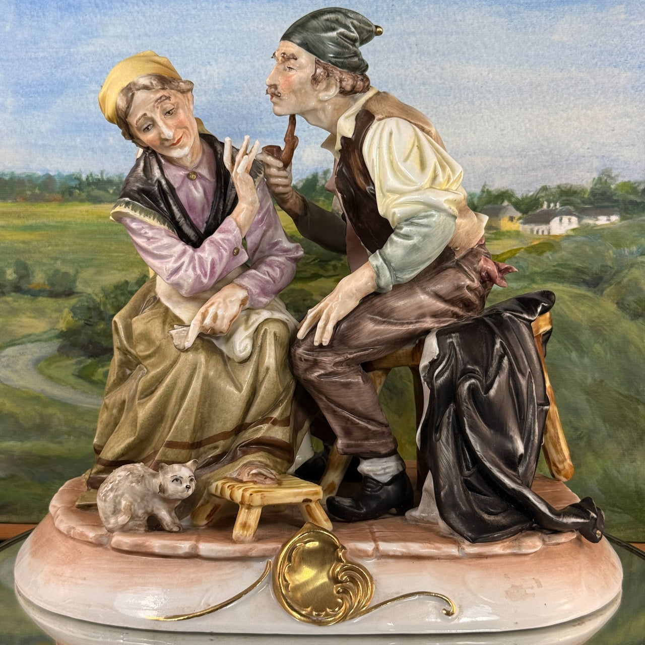 Fuji Figure Porcelain Couple Scene Large Figurine 9.5in display decor bookshelf2