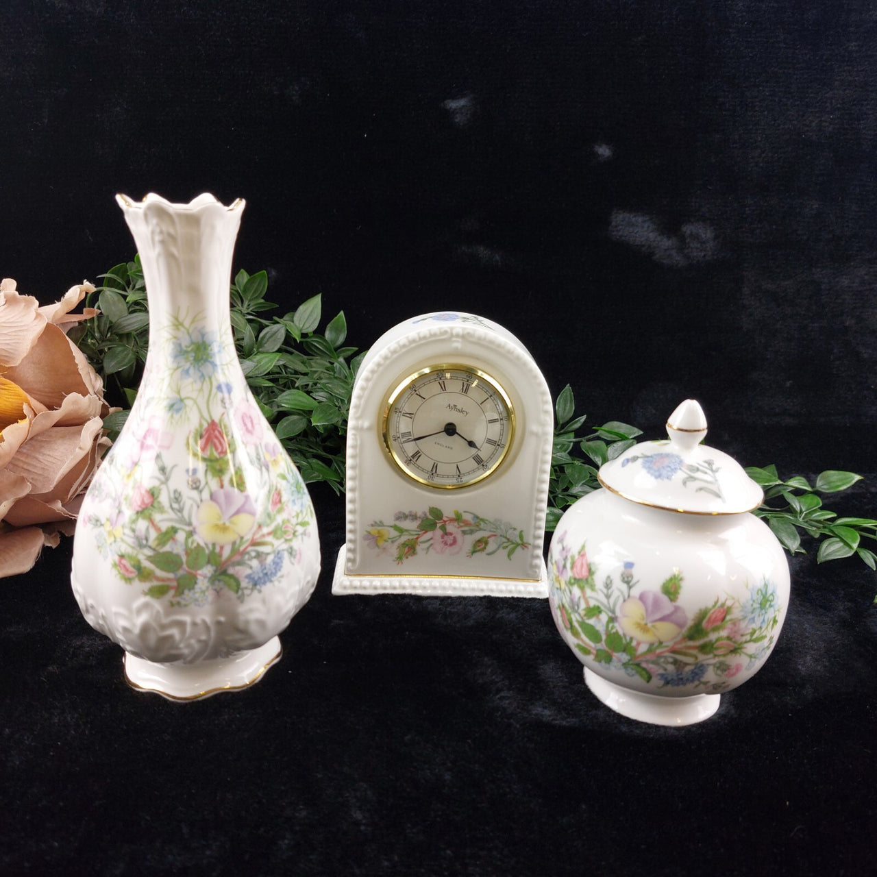 Aynsley Vintage "Wild Tudor" Fine Bone China Set - Clock, Vase & Ginger Jar Box5