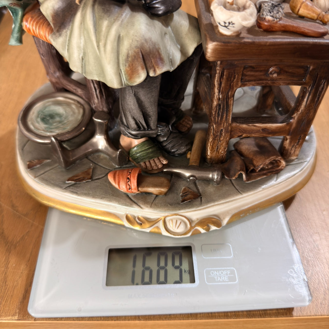Cortese Capodimonte Figurine Porcelain Shoemaker Scene Italy 1963 Signed 9 in21