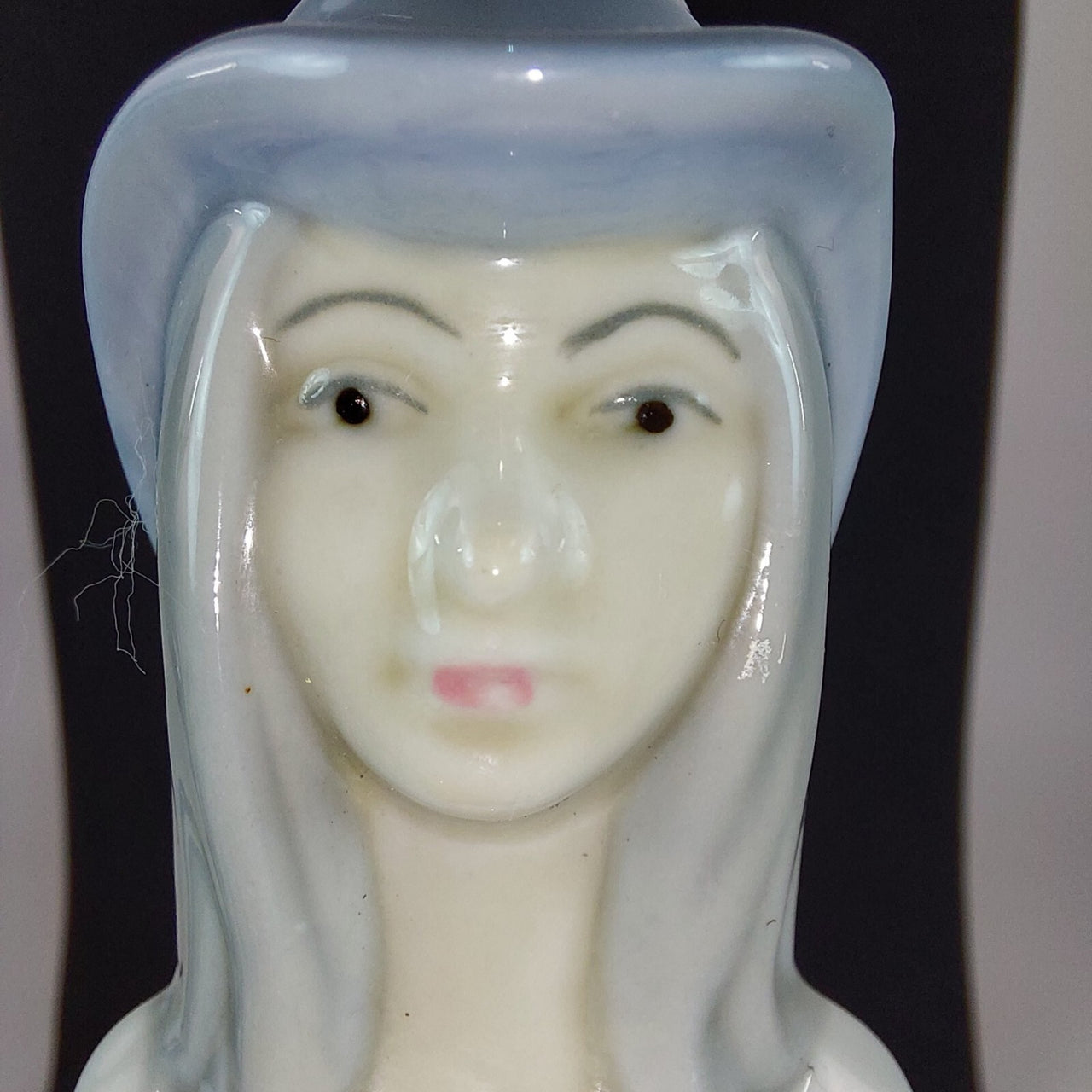 Porcelanas M. Requena Collectable Blue white porcelain Lady Figurine Spain Decor10
