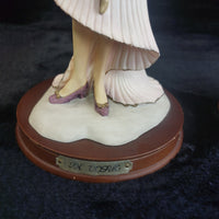 Thumbnail for Good Albert Price Flapper Figurines 1991 In Vogue Glamorous Night Resin Set 12