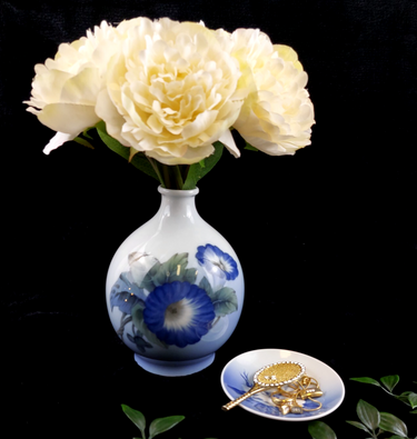 Royal Copenhagen Porcelain  1963 - 69Vase and Dish, Luxury Gift Floral Designs.0