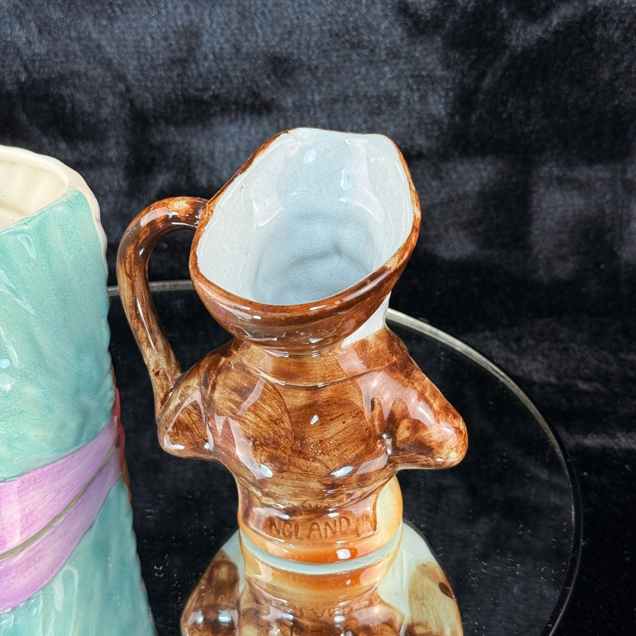 Fieldings Pickwick Ware Mrs Bardell & Character Jug England Hand Painted de Pair9