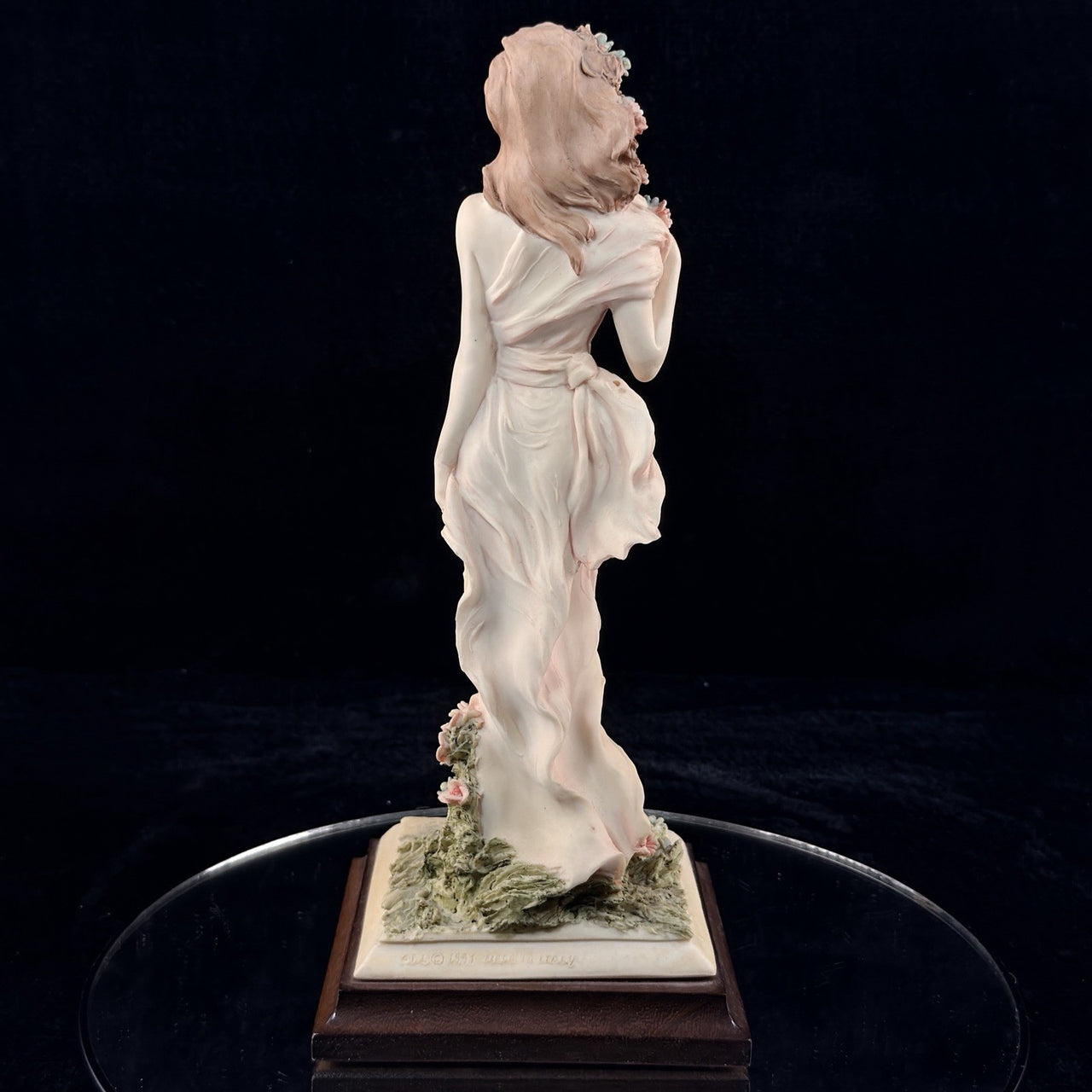 Vittorio Tessaro A.D.L. Italian Beautiful Lady Figurine Italy Home Decor 19919