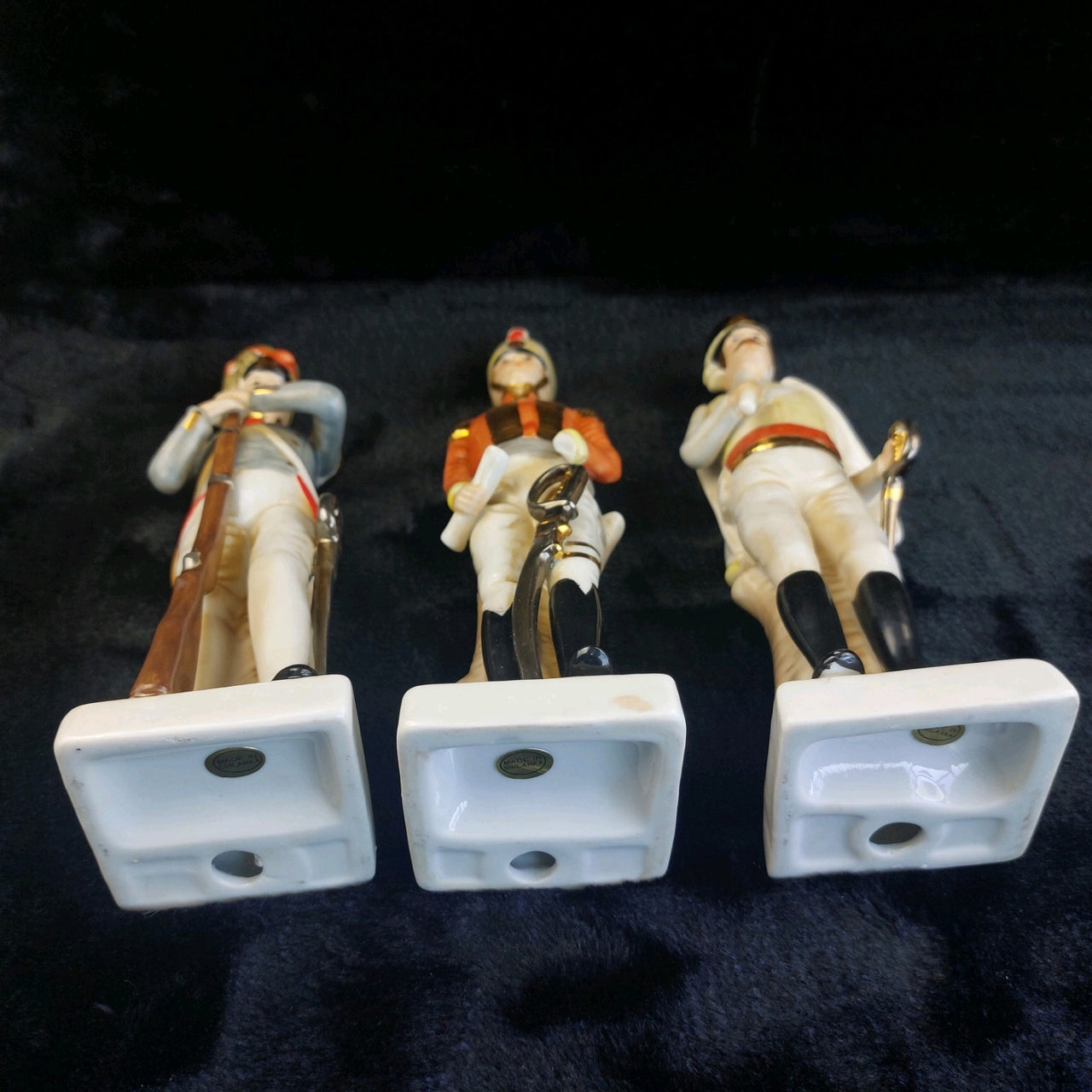 3Napco Military Porcelain Figurines Set Made in Sri Lanka Tall one hand broken12