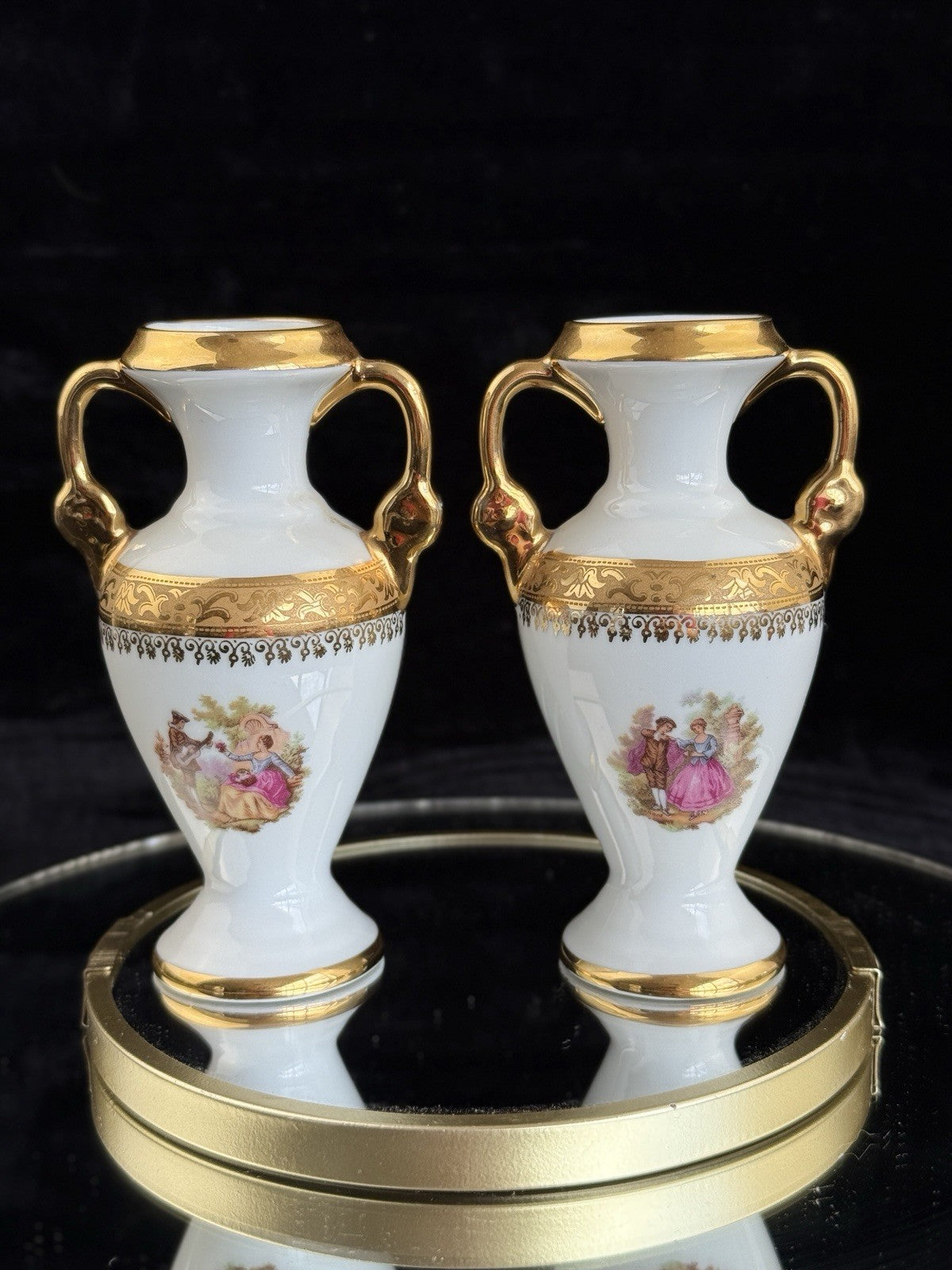 Pair of La Reine Limoges Porcelain Vases Gold Gilt Romantic Courting Couple21