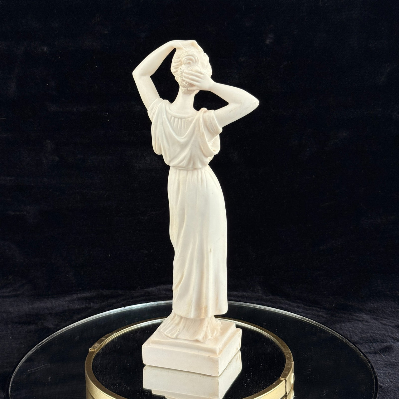 Classical Greek Style Female Figurine gift 22cm Resin Venus Ivory Look Sculpture2