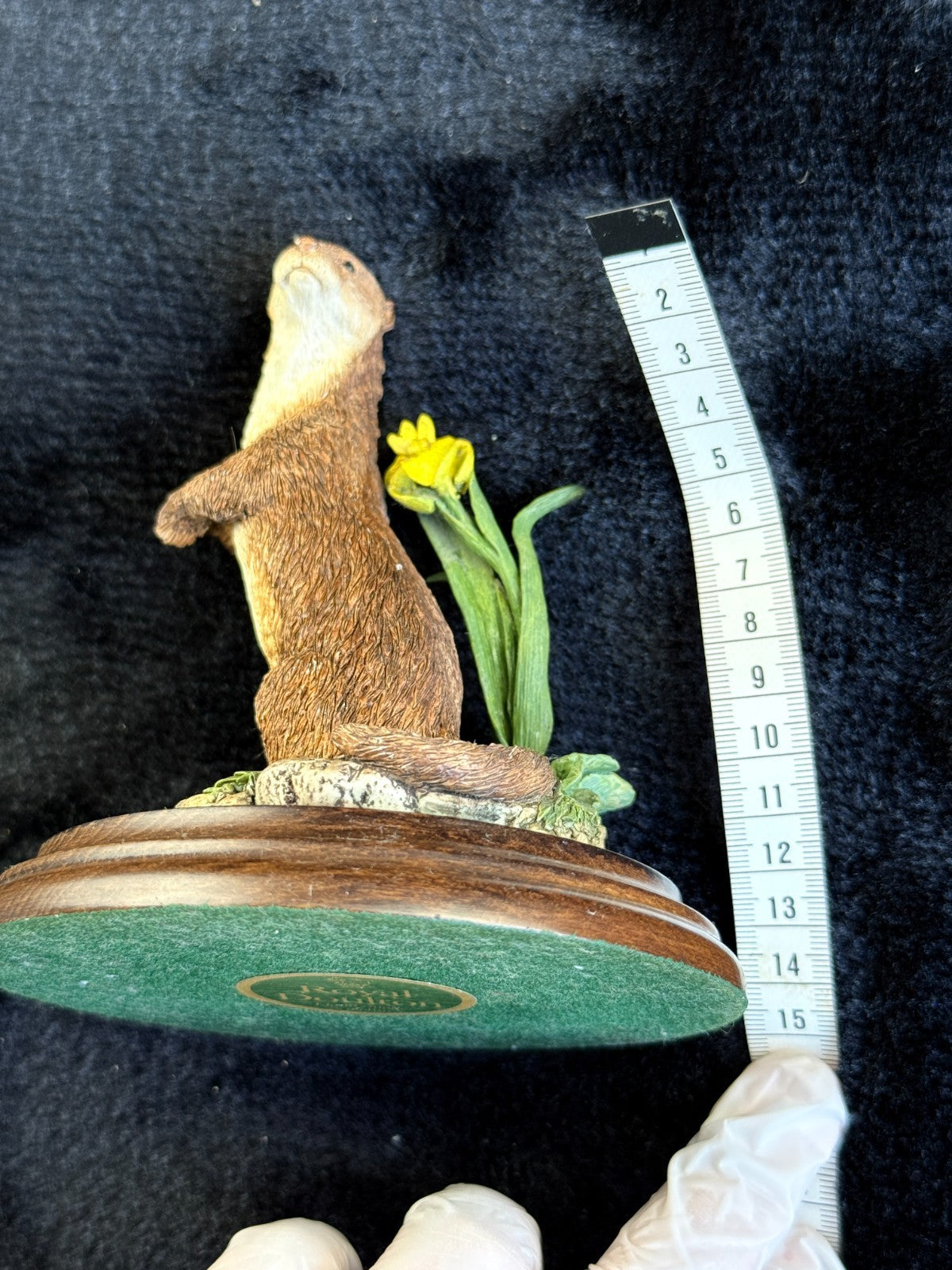 Royal Otter Doulton Figurine DA112 by K. Sherwin bookcase decor handmade resin14