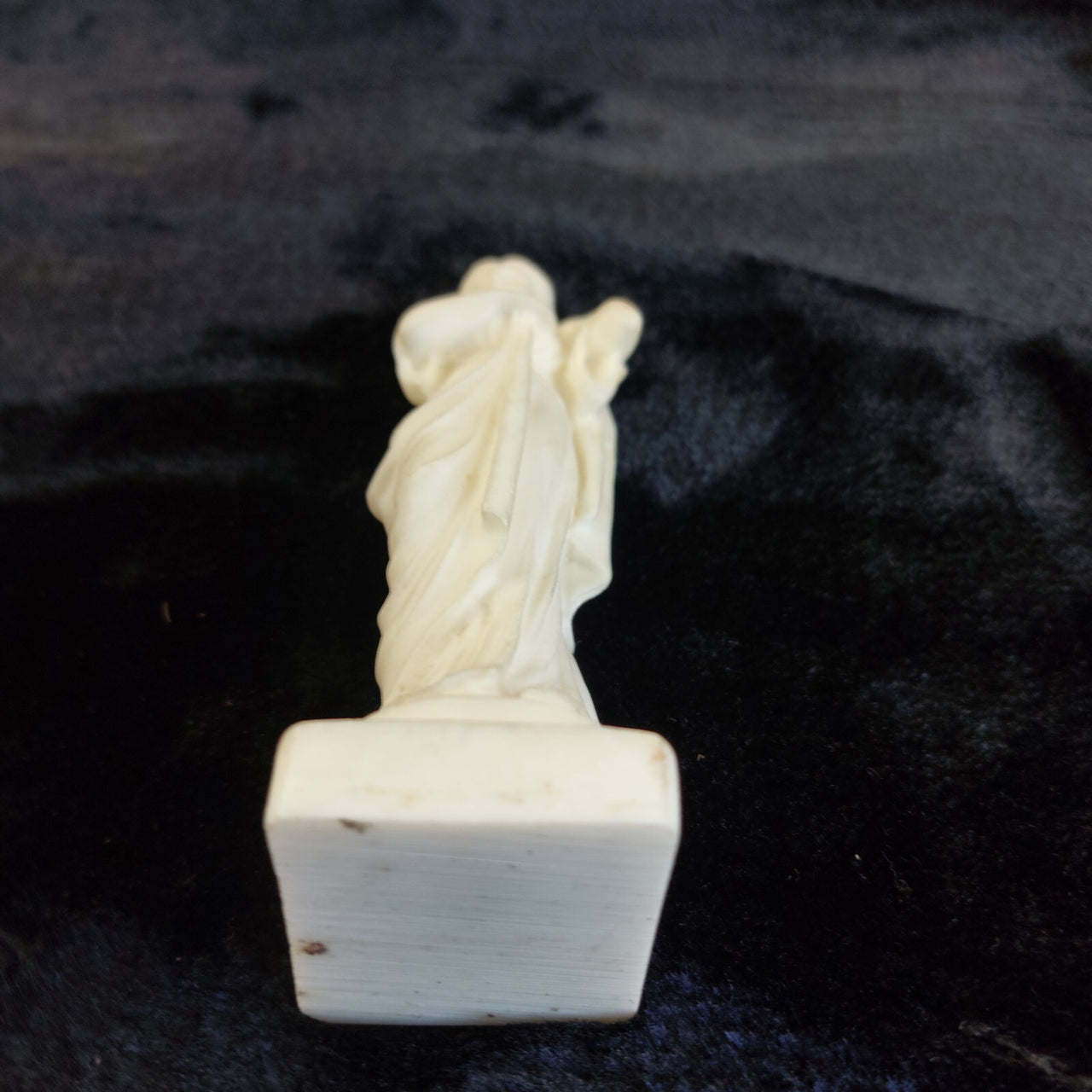 Antique Giannelli A. 6.5in Woman Figurine White Marble Resin Italy see pics8