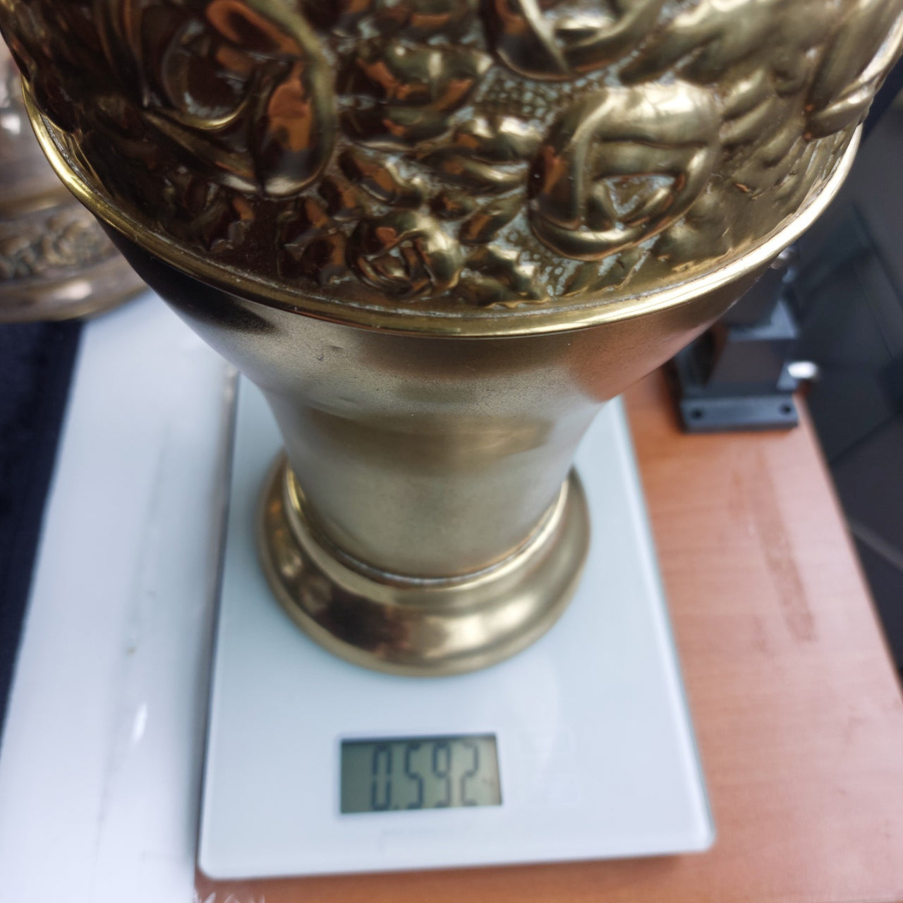 Vtg/ Antique Brass Vase Embossed Floral Design   Decor Patina Dent Wear 13" gift14