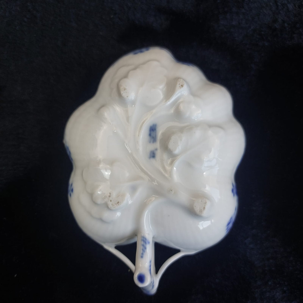 1870 Royal Copenhagen Blue Fluted Leaf Candy Dish Gold Edge Antique 1st Quality5