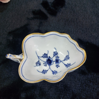 Thumbnail for Antique 1870s Royal Copenhagen Blue Fluted Leaf Candy Dish Gold Edge 1st Quality9
