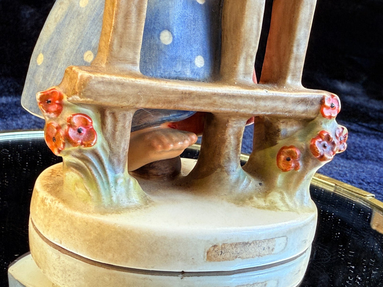 Hummel "Little Tooter" #203/1 Vintage Figurine  Goebel W. Germany repaired7
