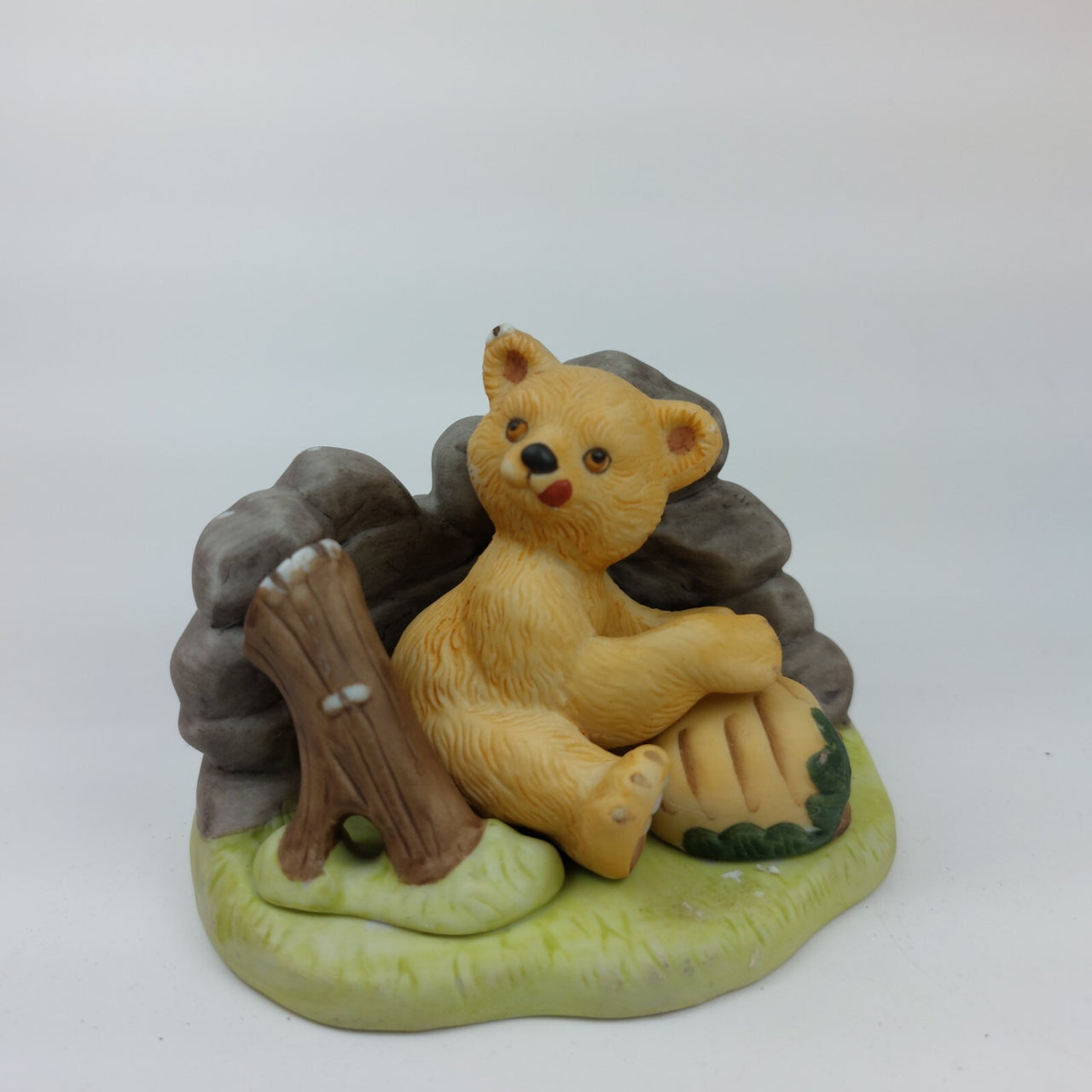 1984 Woodland Franklin Bear Jacqueline Smith Porcelain Hand Painted 3" Figurine4