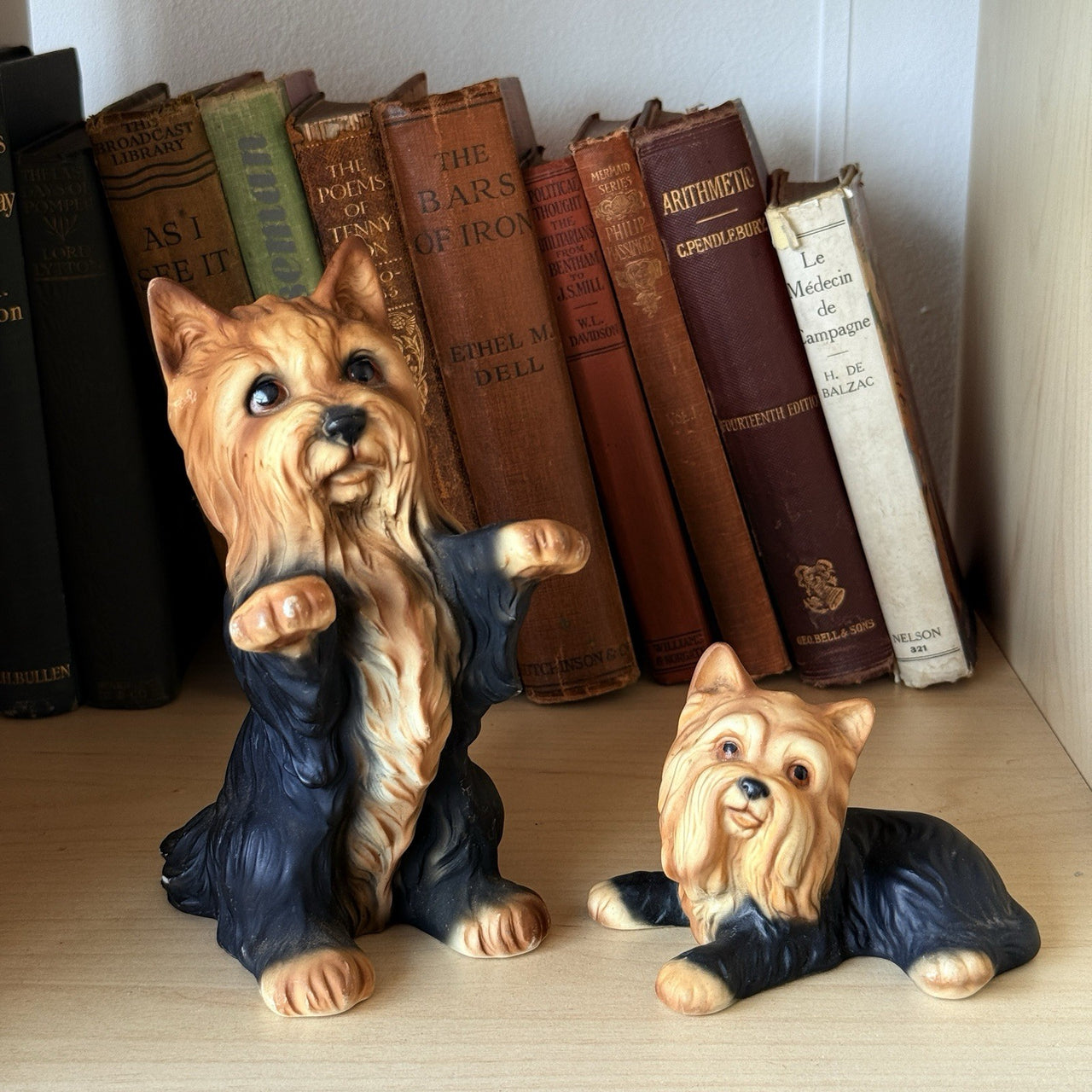 AHH Terrier Yorkshire Dog Figurine Pair Porcelain Yorkie bookshelf Figurines dec3