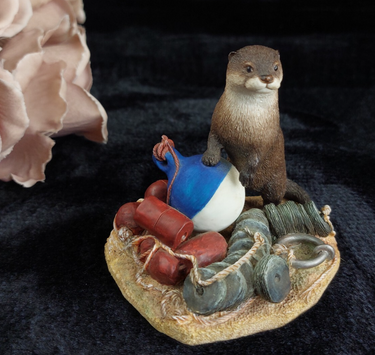 Border Fine Arts Country Characters A1673 Otter Figurine 3.5in 2002 Handcrafted0