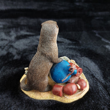Border Fine Arts Country Characters A1673 Otter Figurine 3.5in 2002 Handcrafted1