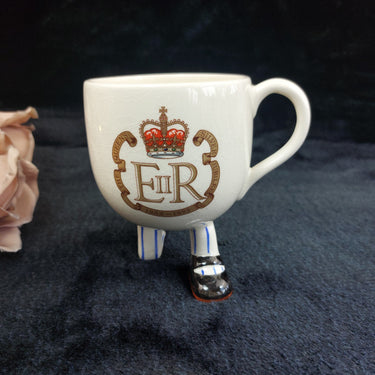 Carlton Ware Queen Jubilee Mug Cup – Novelty Feet Design England 1952–1977 Pair.0