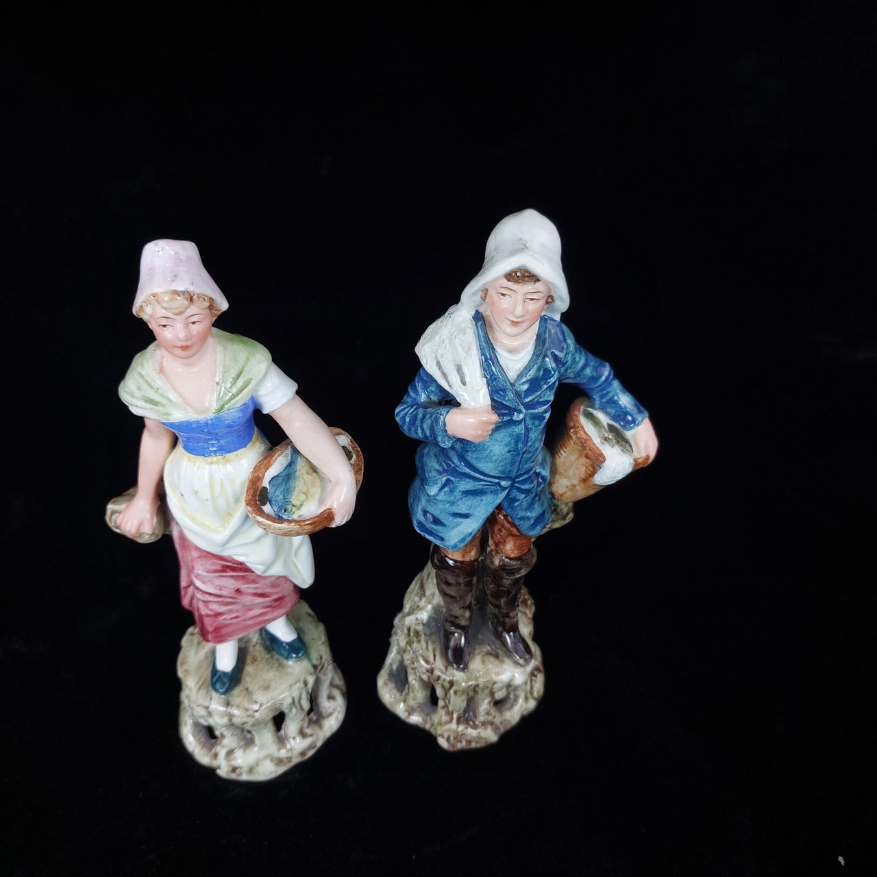 Antique Figurine Couple Wittmann & Roth Wife & Fisherman Figurines Porcelain2