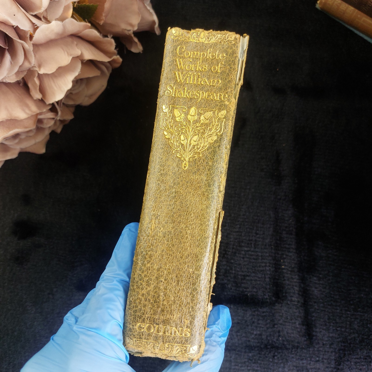 Collins Complete Works Shakespeare Blue Leather Worn Gold Gilt Edges 1923 Book  3