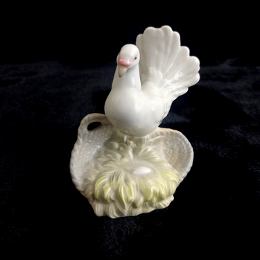 Porceval Spain White Dove Figurine 4.5