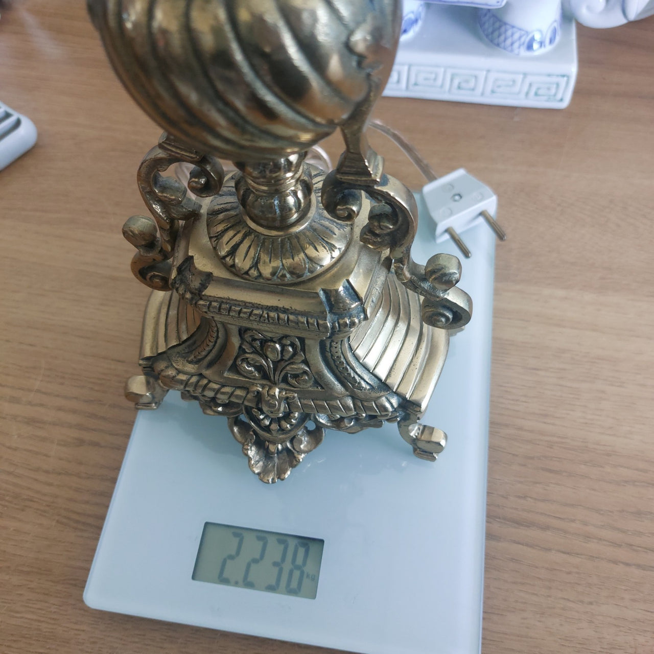Stunning French Brass Table Lamp Ornate Rococo Base, Working, 18in Tall Heavy19