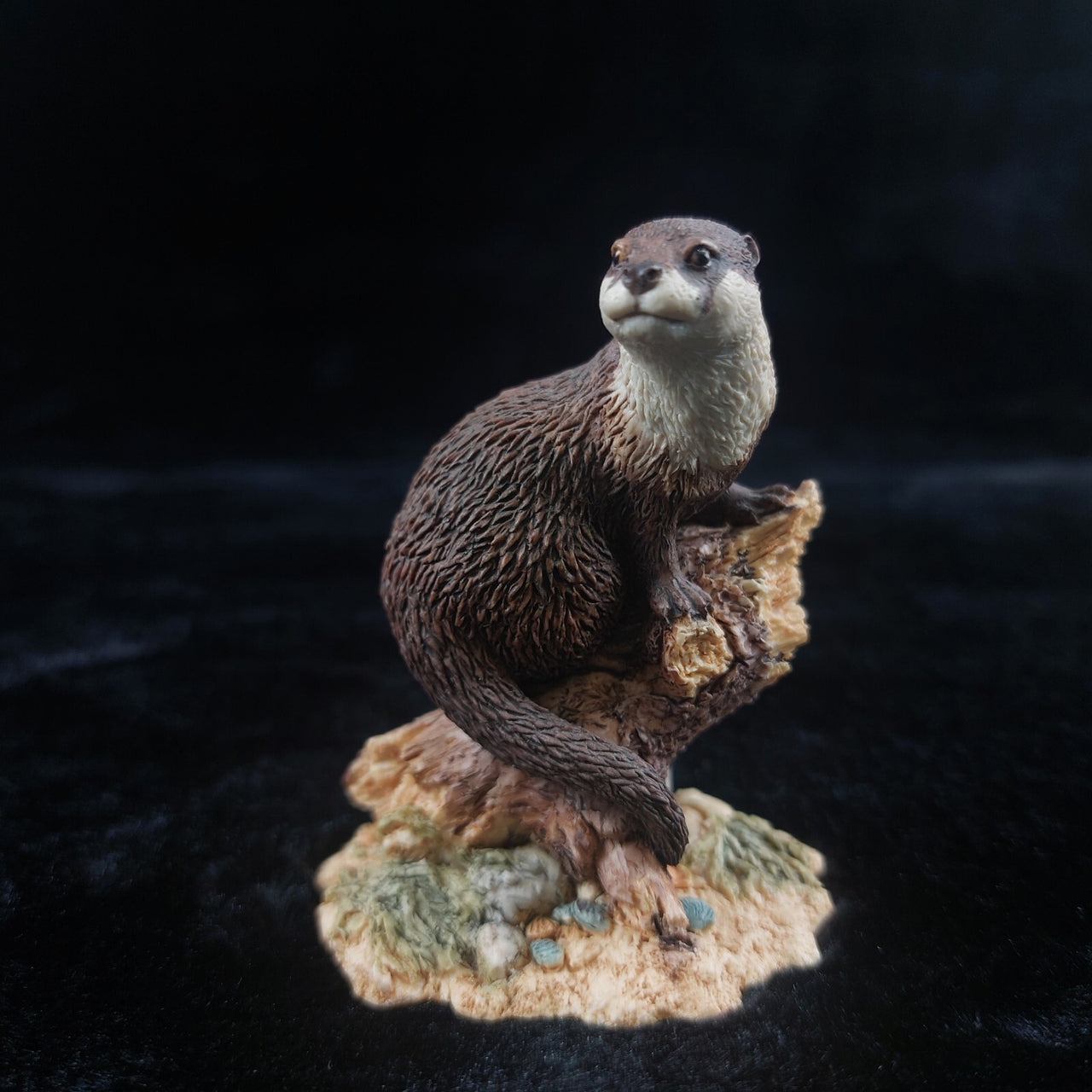 Border Fine "River Arts Watch" - 1992 Otter Figurine -Hand Made in Scotland7