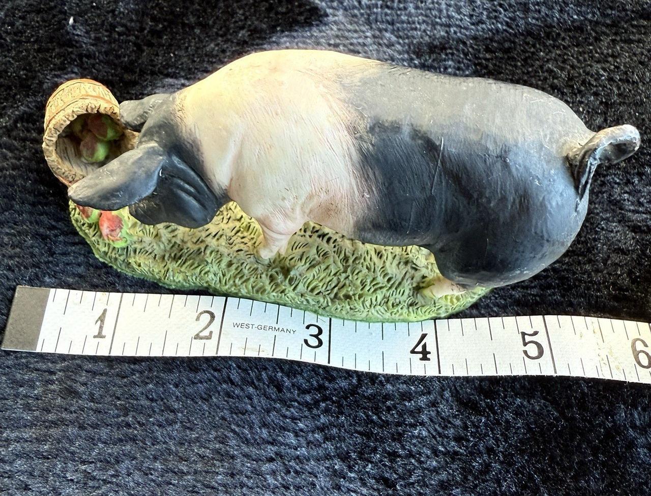 Crown Staffordshire Hand-Painted Pig Figurine with Basket - Fine Art d Porcelain9