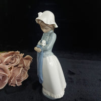 Thumbnail for Nao by Lladro Girl lady Figurine 10in 1991 Lamb Bonnet Baby see hat decor Lladró3