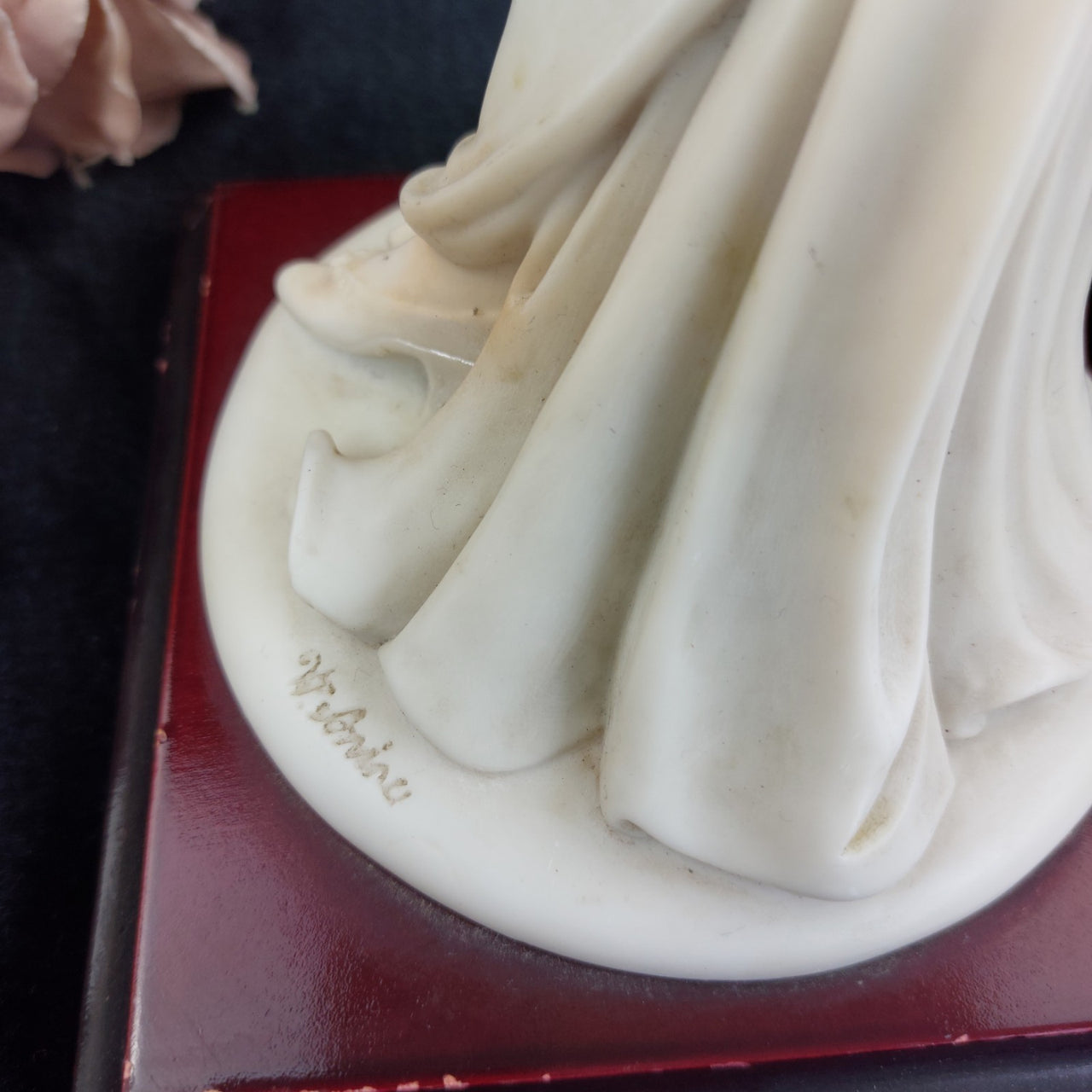 Juliana Collection 15in Figurine, Tall Lady with Dog, large Resin Art Deco Beige10