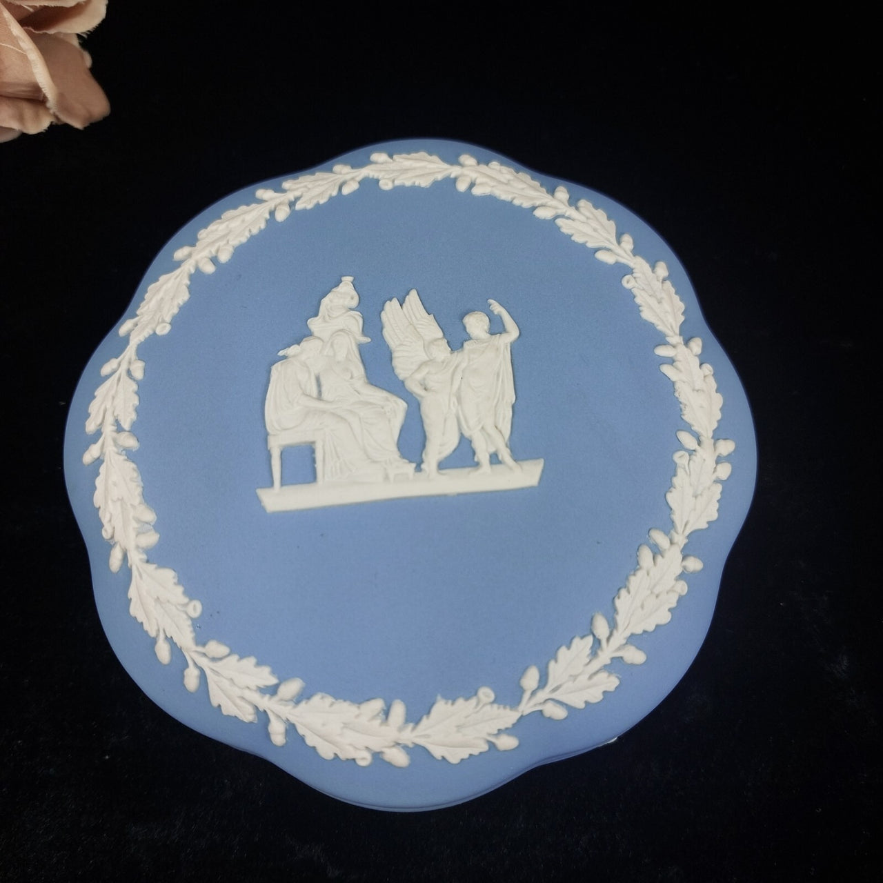 Wedgwood Blue Jasperware Trinket Box – Vintage   Classical Design  England7