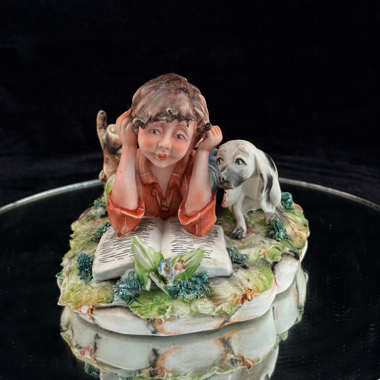 Italian Capodimonte Figurine Boy Reading with Dog and Shoes bookshelf gift decor9