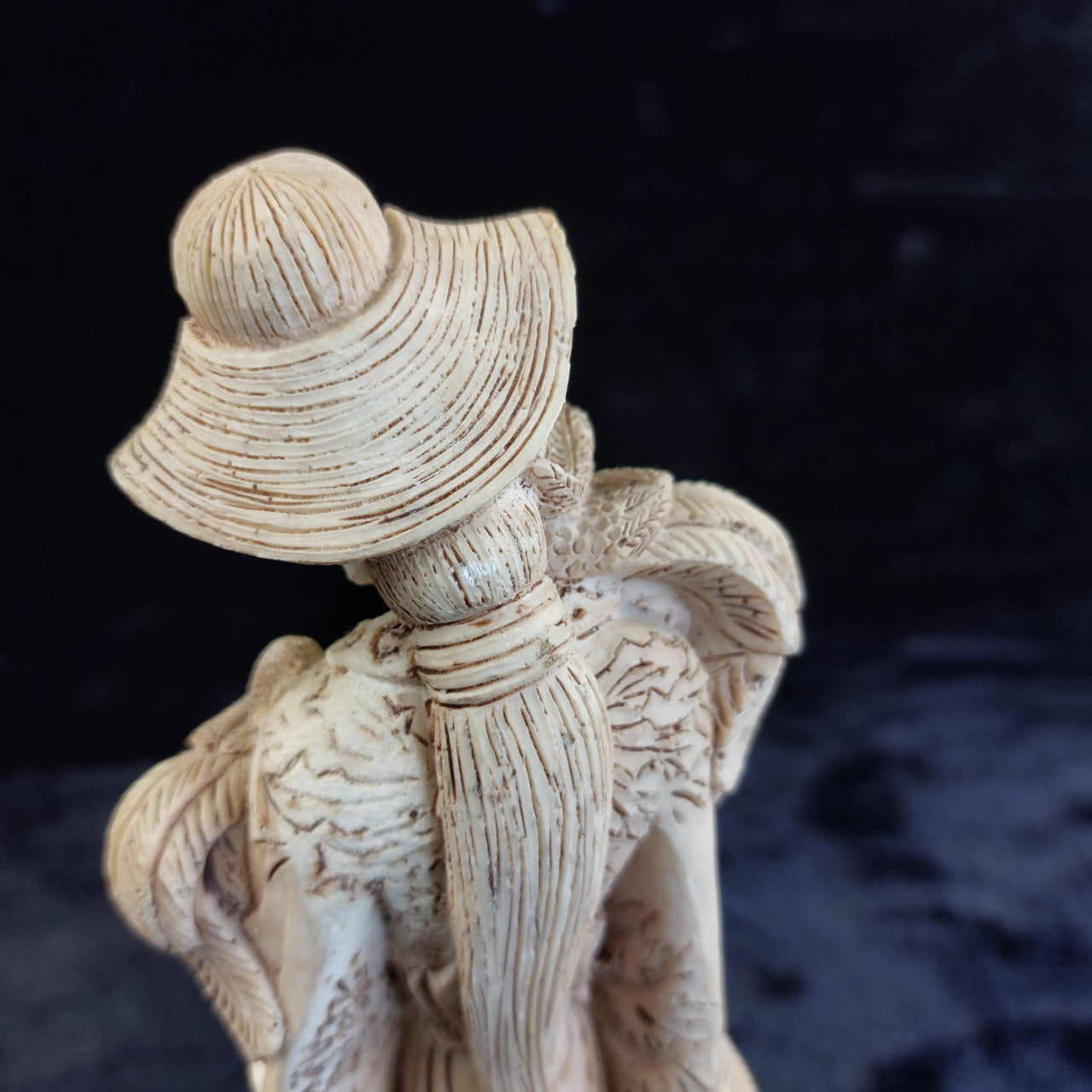 Asian Woman with Fan and Birds Resin Figurine Ivory Colour Approx 10in Worn13