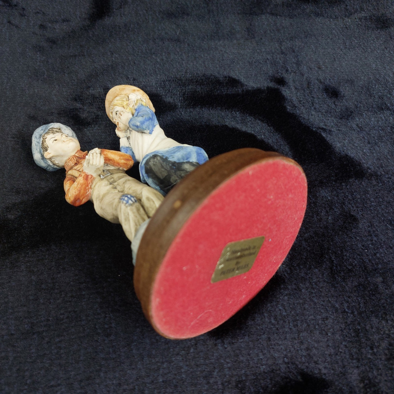 Peter Miles Handmade Figurine  7" Good Kids Playing  Sculpture Northumberland UK9