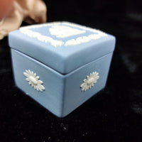 Thumbnail for Wedgwood Blue Jasperware Mini Square Trinket Box & Plate Set – England in Made 7