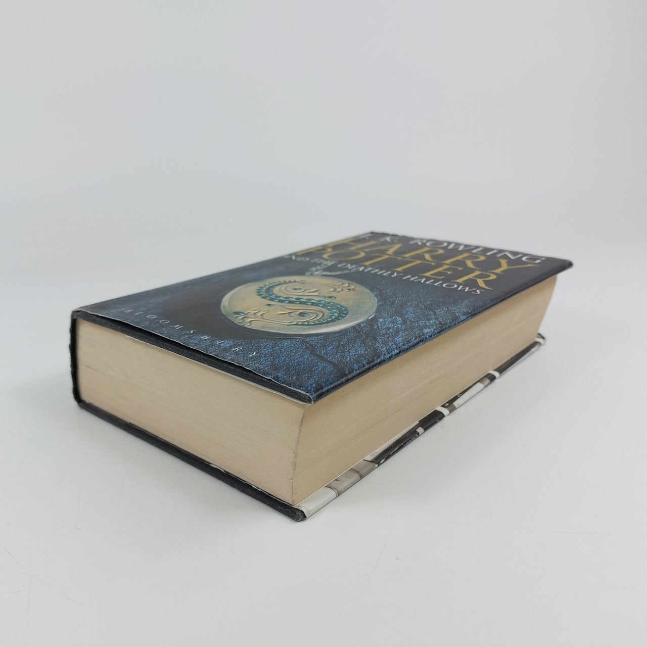 Harry Potter and the Deathly Hallows - 2007 First Edition Hardcover Collectable2