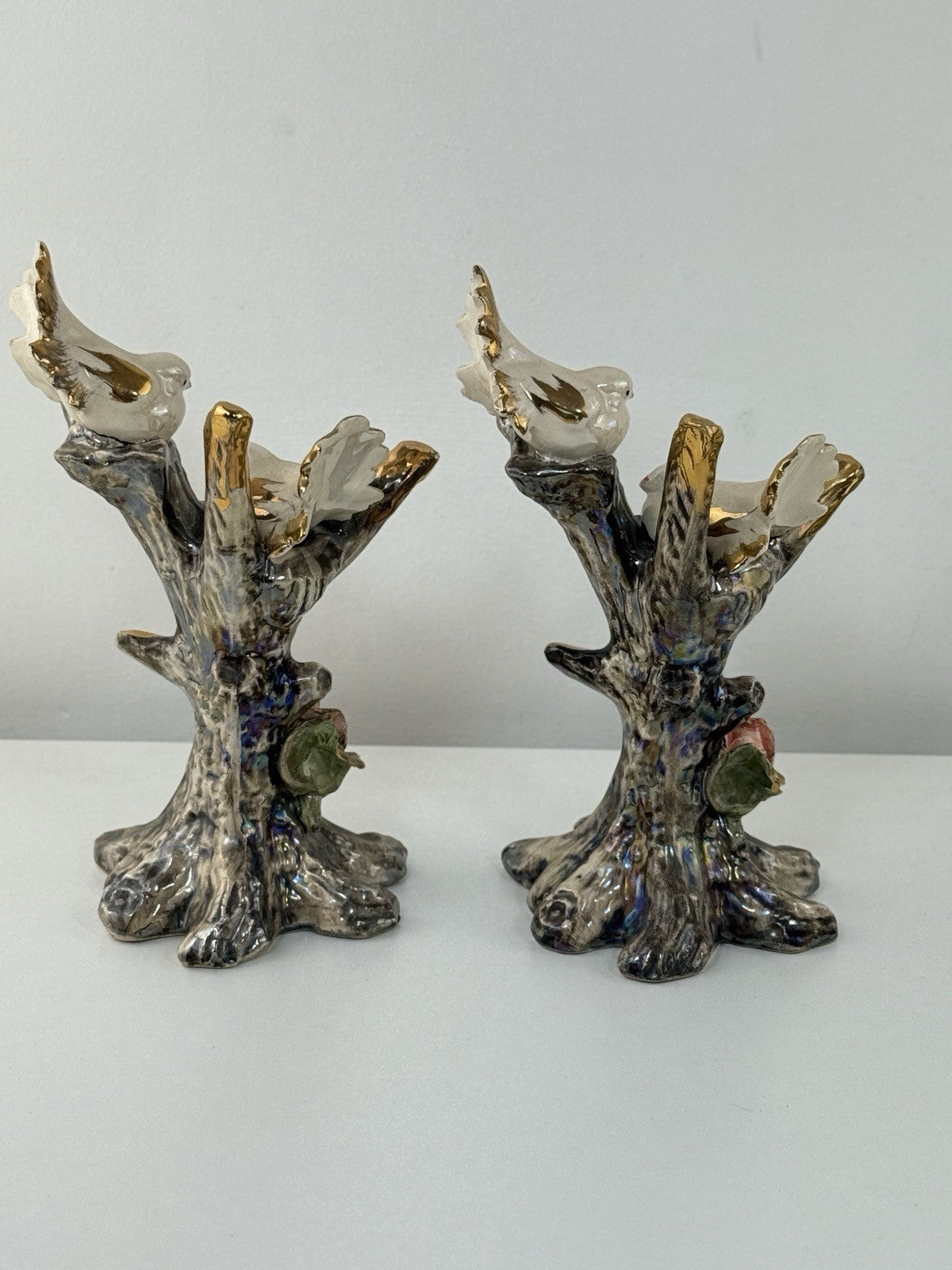 Vintage Iridescent Bird Figurines Pair Tree Trunk Base Gold Trim Gift Roses6