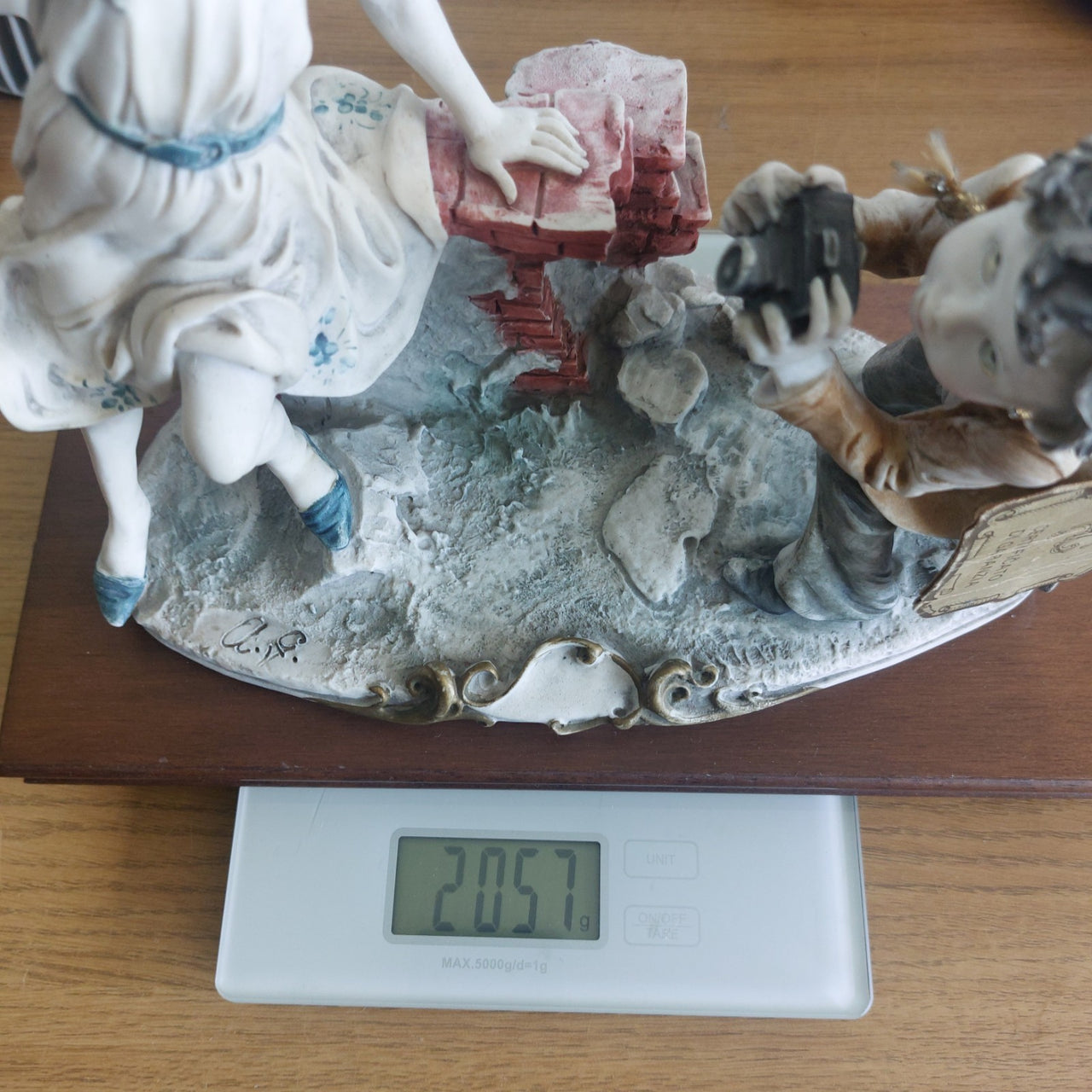 Giuseppe Armani Figurine Photographer 9.5" A.G. Signed Chipped Hair Porcelain20
