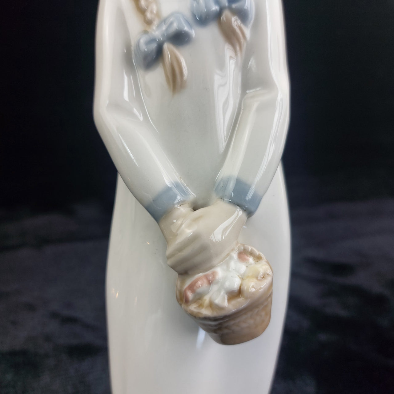 Nao Lladro by Girl Figurine Handmade Basket Flowers Glazed 10in bookcase decor3