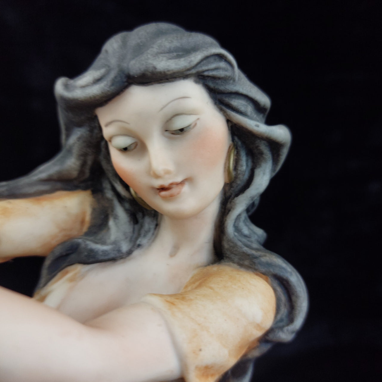 Giuseppe Armani Florence lady Figurine 14in Gypsy Semi Nude bohem decor11