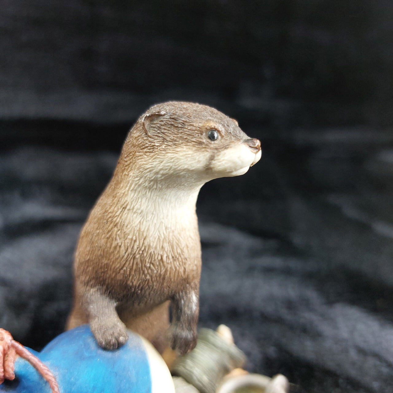 Border Fine Arts Country Characters A1673 Otter Figurine 3.5in 2002 Handcrafted3
