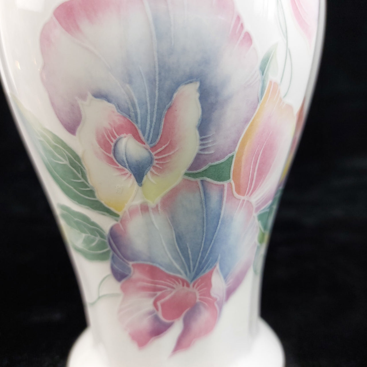 Aynsley Little Sweetheart Vase with Underplate Floral Bone China United Kingdom8