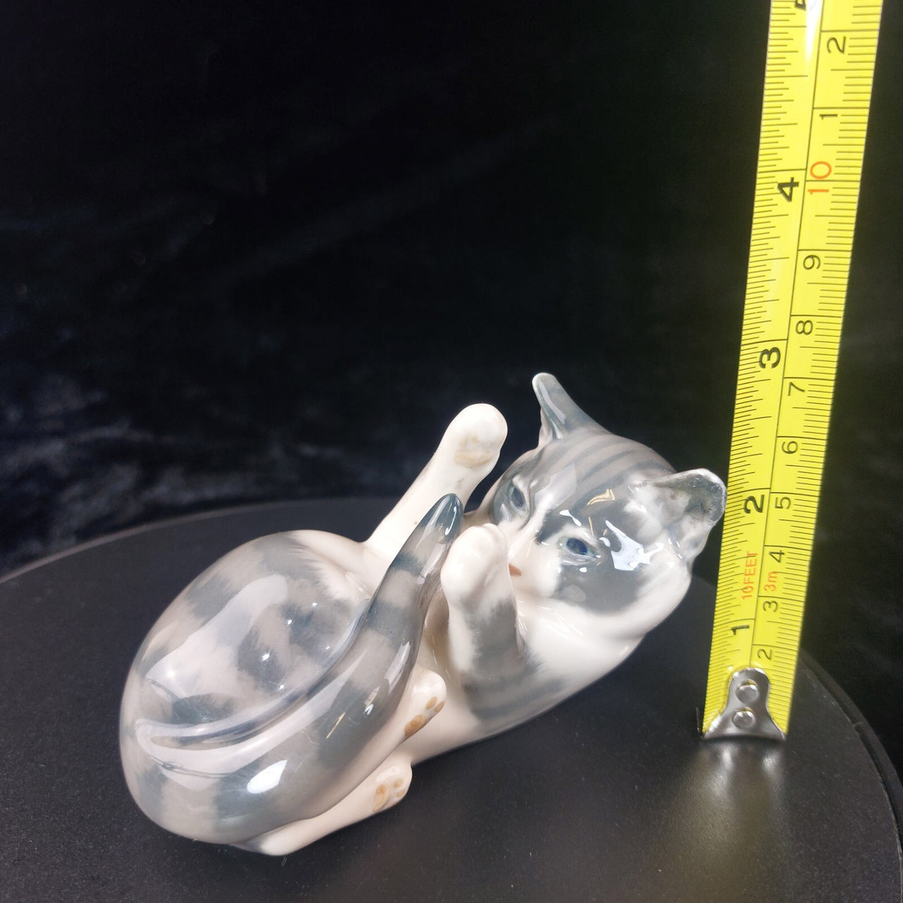 Copenhagen Royal cat Figurine Playful Kitten gift 727 Gray White Cat Denmark dec10